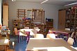 Hier sehen Sie den Raum 023 der Lernwerkstatt mit den Montessori-Materialien.